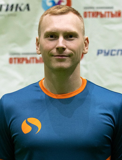 Артём Попов