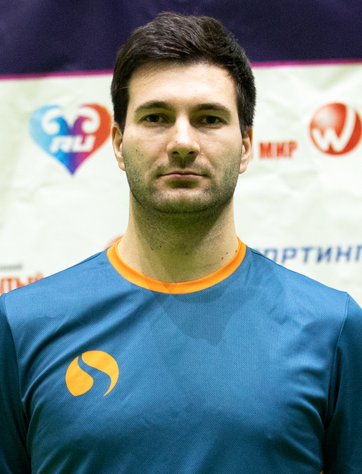 Дмитрий Долгов